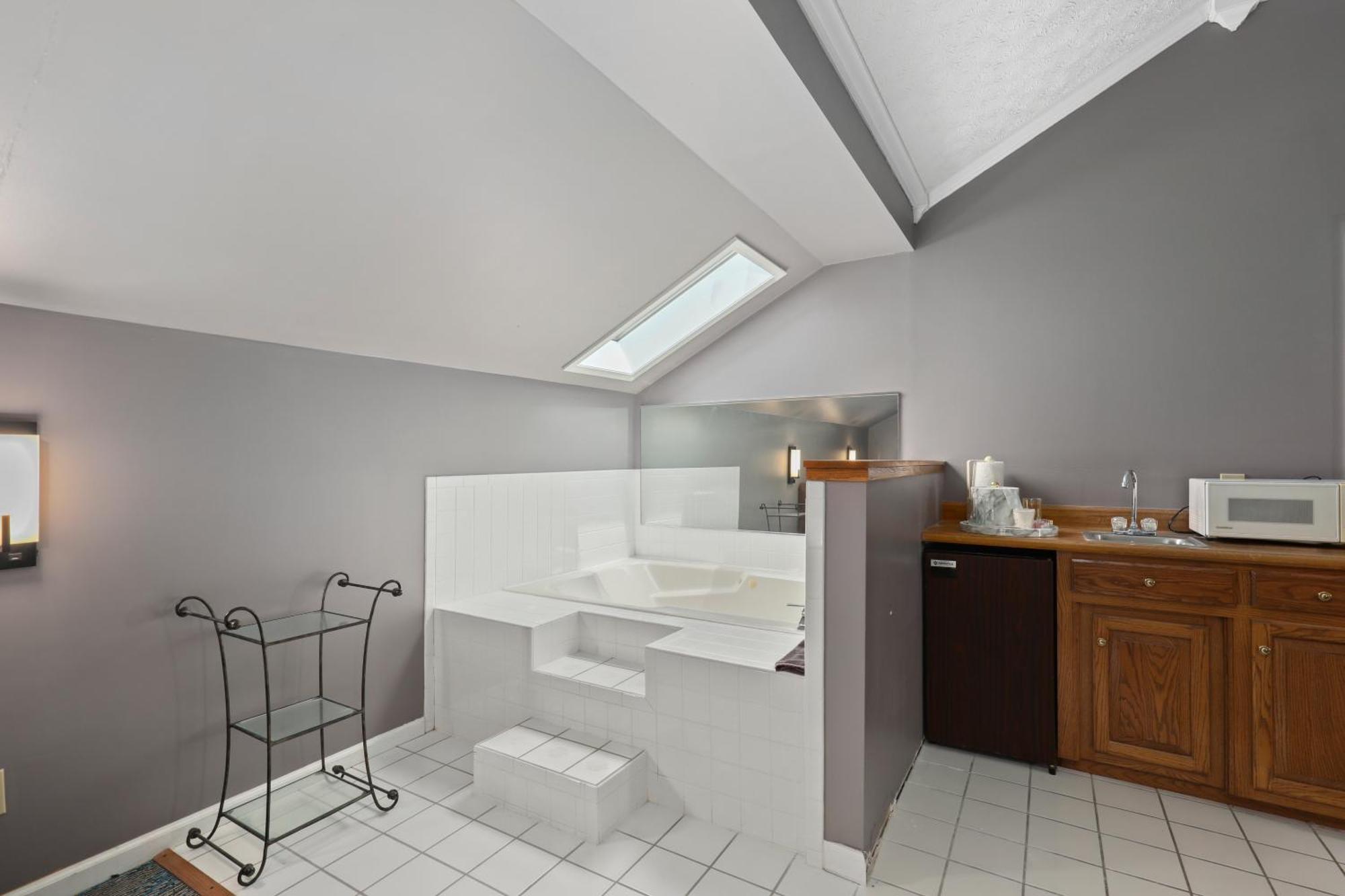 Four Seasons Country Inn Glasgow Exteriör bild